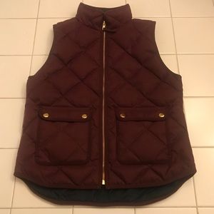 J.Crew burgundy heathered quilted vest in S petite